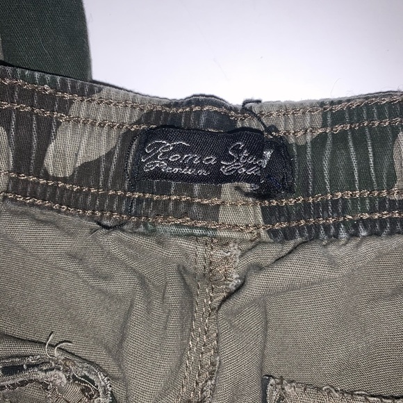 ⭐️Drawstring Camo Jogger - Picture 4 of 4